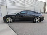 Used 2018 Porsche Panamera 4 image 2
