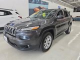 Used 2015 Jeep Cherokee Latitude w/ Comfort/Convenience Group image 3