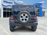 Used 2016 Jeep Wrangler Unlimited Sahara w/ Connectivity Group image 5