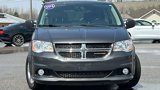 Used 2016 Dodge Grand Caravan SE image 3