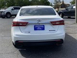 Used 2018 Toyota Avalon Touring image 5