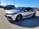 Used 2022 Toyota Camry SE image 3