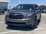 Used 2015 Toyota Highlander Limited image 3