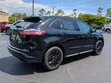 Used 2023 Ford Edge SE w/ Black Appearance Package image 4