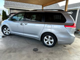 Used 2011 Toyota Sienna LE image 4