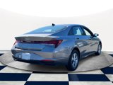 Certified 2023 Hyundai Elantra SE w/ Preferred Accessory Package image 5