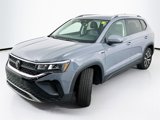 Used 2023 Volkswagen Taos SE image 3