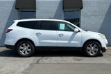 Used 2016 Chevrolet Traverse LT image 3