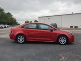 Used 2021 Toyota Corolla LE image 3