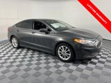 Used 2019 Ford Fusion SE image 2