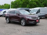Used 2017 Lincoln MKX Reserve w/ Driver Assistance Package image 3