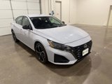 Used 2024 Nissan Altima 2.5 SR image 3
