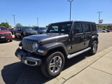 Used 2018 Jeep Wrangler Unlimited Sahara image 3