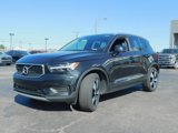 Used 2019 Volvo XC40 T5 Momentum image 4