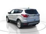 Used 2019 Ford Escape SE image 2