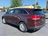 Used 2017 Kia Sorento LX w/ LX Convenience Package image 5