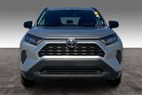 Used 2020 Toyota RAV4 LE image 4