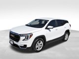 Used 2024 GMC Terrain SLE image 2