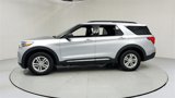 Used 2022 Ford Explorer XLT w/ Equipment Group 202A image 2