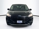 Used 2020 Ford Escape SE image 2