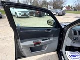 Used 2005 Chrysler 300 C w/ Protection Group II image 4
