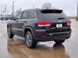 Used 2020 Jeep Grand Cherokee Laredo w/ Security & Convenience Group image 3