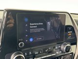 Used 2023 Toyota Highlander L image 3