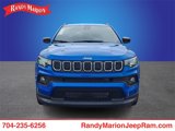 Used 2023 Jeep Compass Latitude image 2