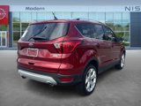 Used 2019 Ford Escape Titanium image 5