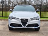 New 2024 Alfa Romeo Stelvio Sprint image 2