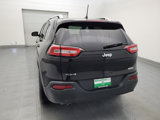 Used 2018 Jeep Cherokee Latitude Plus w/ Cold Weather Group image 6