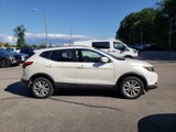 Used 2017 Nissan Rogue Sport SV w/ SV Premium Package image 3