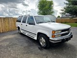 Used 1994 Chevrolet Suburban 4WD image 2