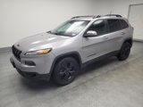 Used 2018 Jeep Cherokee Latitude w/ Altitude Package image 2