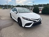 Used 2023 Toyota Camry SE image 5