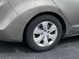 Used 2016 Hyundai Elantra SE image 5