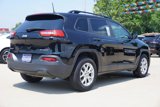 Used 2017 Jeep Cherokee Sport w/ Cold Weather Group image 3