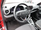 Used 2022 Hyundai Venue Limited image 3