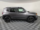Used 2018 Jeep Renegade Altitude image 3