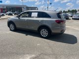 Used 2019 Kia Sorento L image 4