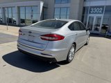 Used 2019 Ford Fusion SE image 4