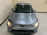 Used 2014 Mitsubishi Outlander SE image 4