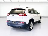 Used 2016 Jeep Cherokee Latitude image 4