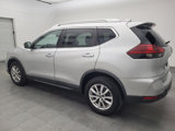 Used 2018 Nissan Rogue SV image 3