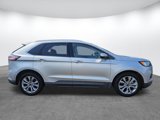 Used 2019 Ford Edge Titanium image 3