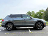 Used 2021 Volkswagen Tiguan SE w/ Panoramic Sunroof Package image 4