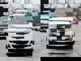 Used 2017 Chevrolet Traverse LT image 2