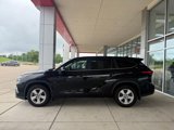 Used 2023 Toyota Highlander L image 4