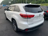 Used 2019 Toyota Highlander XLE image 3