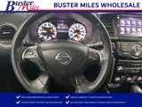 Used 2018 Nissan Pathfinder SV image 4